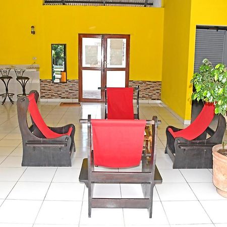 Hotel Ambaibo Rurrenabaque Esterno foto