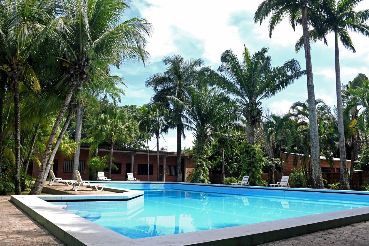 Hotel Ambaibo Rurrenabaque Esterno foto