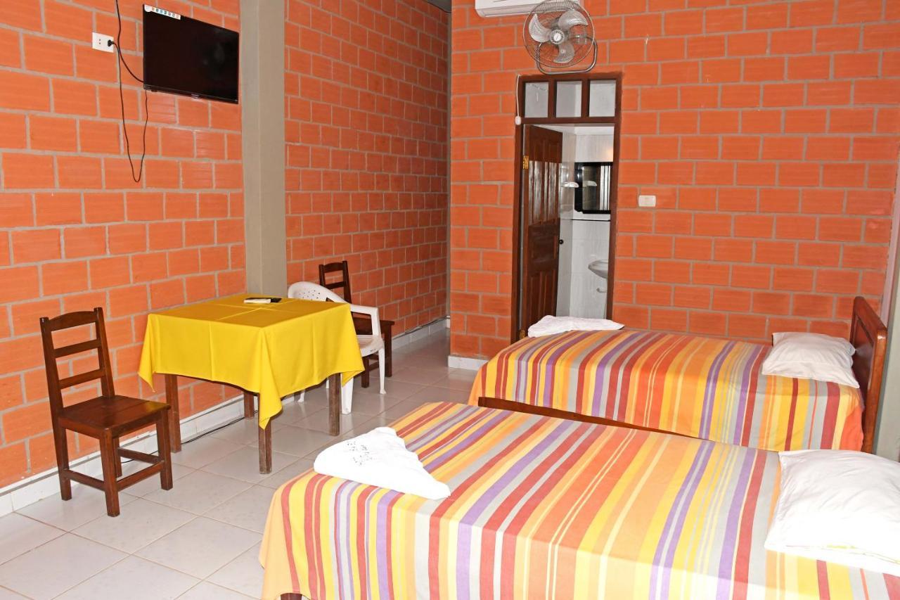 Hotel Ambaibo Rurrenabaque Esterno foto