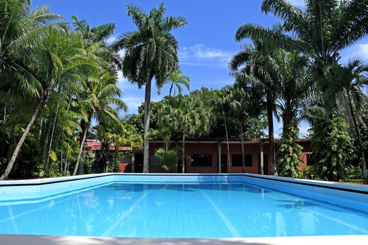 Hotel Ambaibo Rurrenabaque Esterno foto