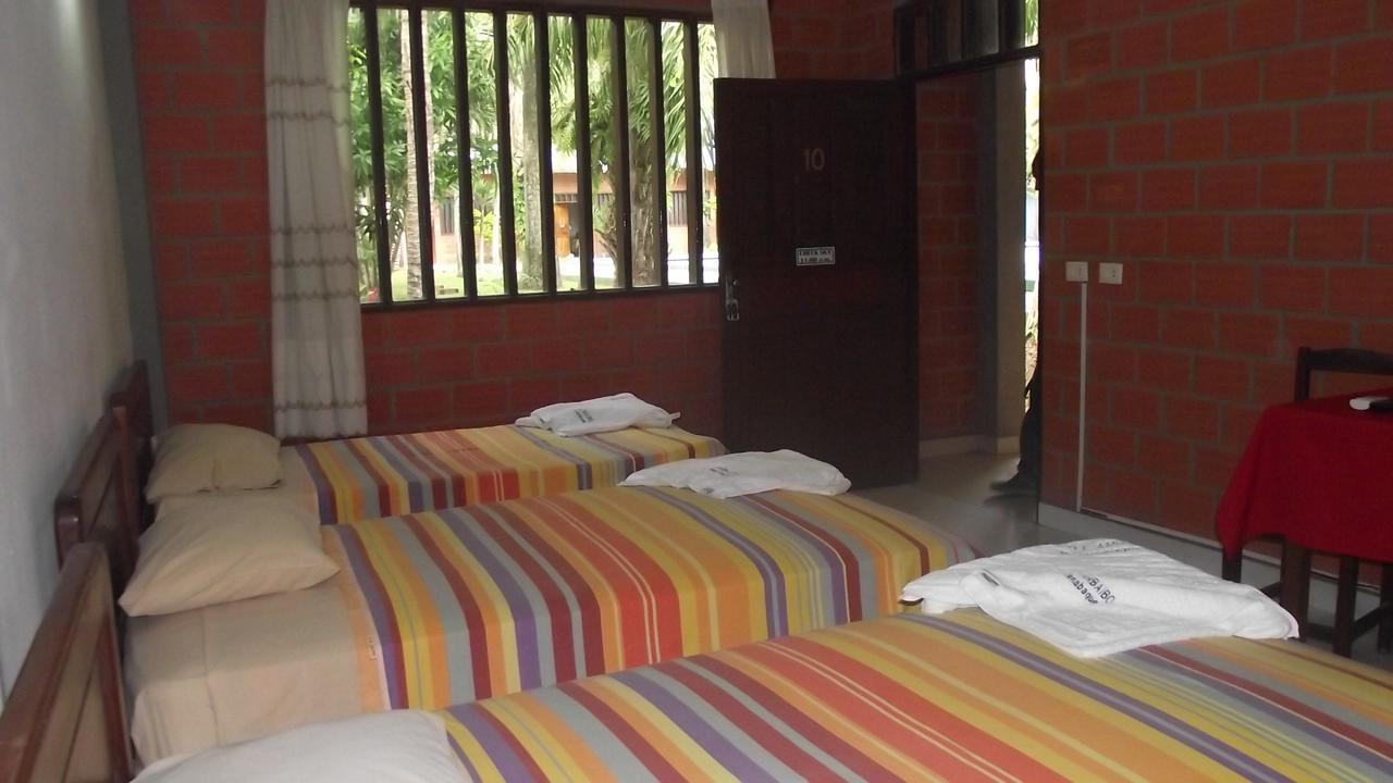 Hotel Ambaibo Rurrenabaque Esterno foto