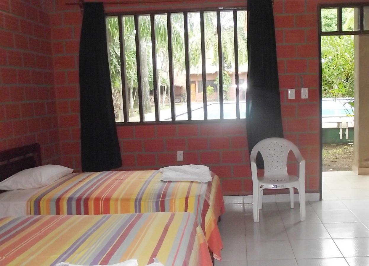 Hotel Ambaibo Rurrenabaque Esterno foto